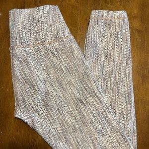 Lululemon Wunder Under Leggings